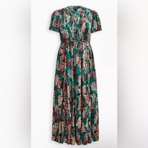 Torrid Midi Stretch Challis Pin-tuck Tiered Dress 0 (L/12)
Butterflies & Flowers